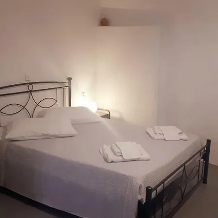 Avero Cave House 펜션 산토리니